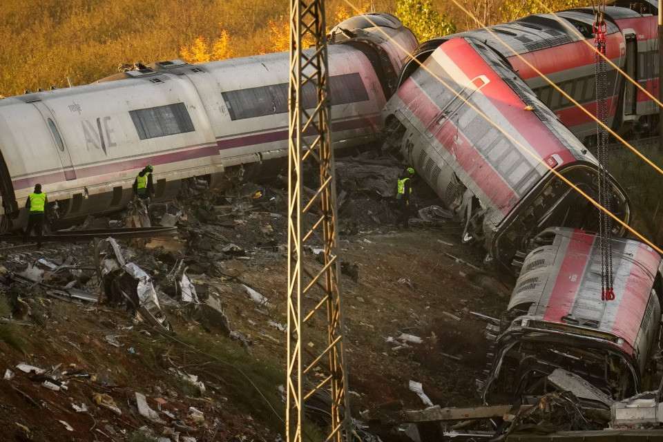 «In Svizzera, in caso di guasto, i treni vanno al massimo a 40 km/h»