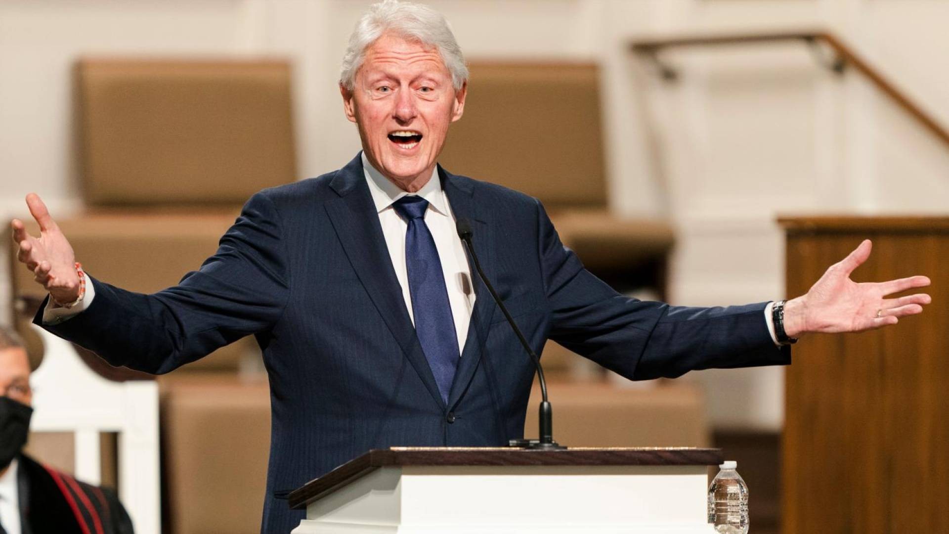 Bill Clinton ricoverato per una sospetta infezione del sangue