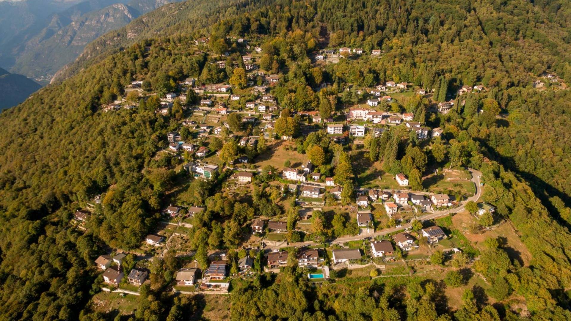 «No al mega-resort tra il Monte Brè e Cardada»