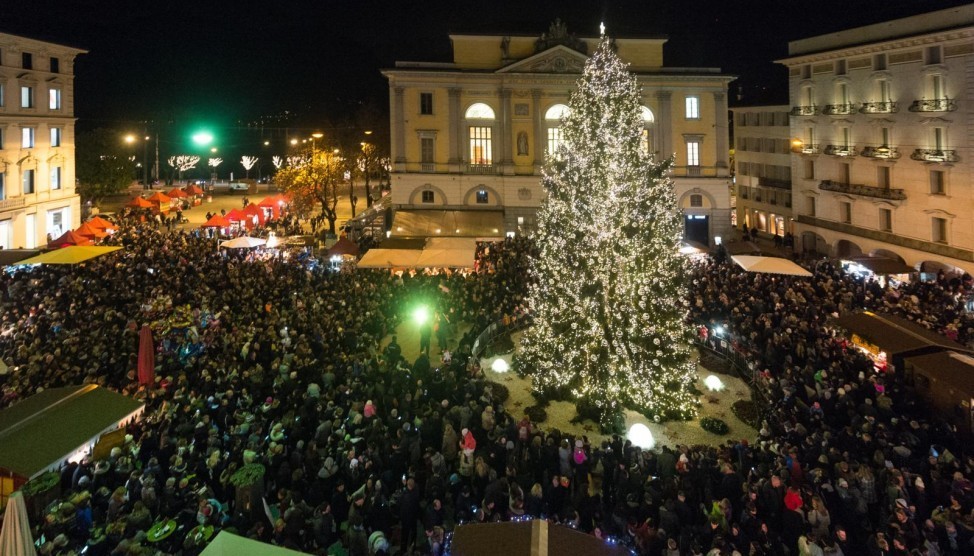 Un Successo Natale In Piazza A Lugano