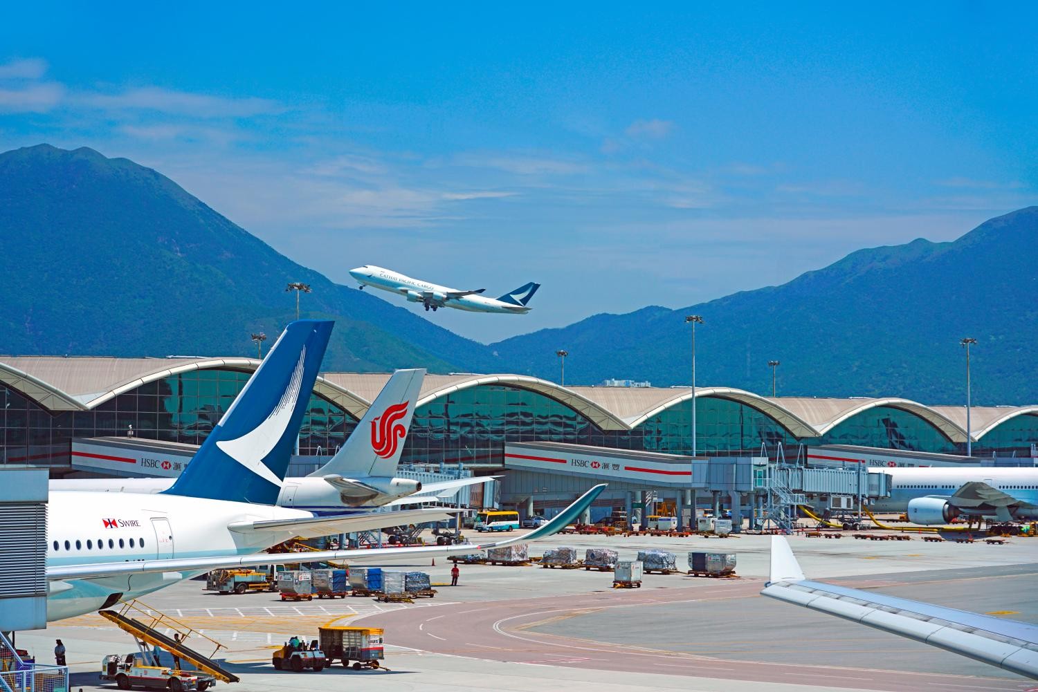 voli per hong kong da milano