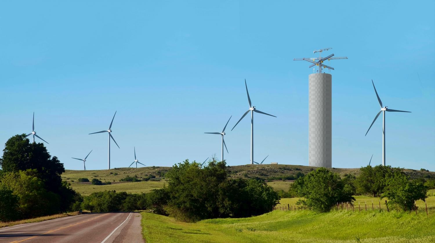 Ecco la gru pronta a fare solletico al cielo
