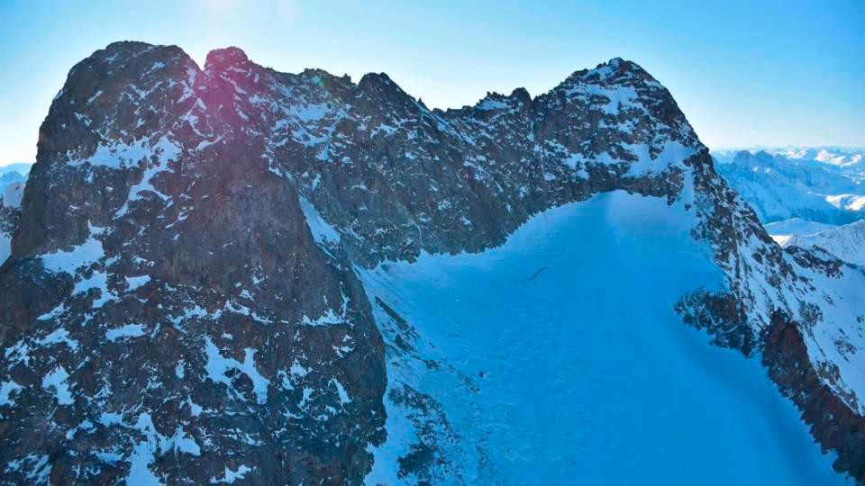 French mountain climber falls to death